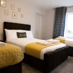 The Sailing Club - 6 Bedroom Hot Tub Town Centre - balcony