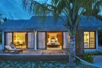 The Residence Maldives at Falhumaafushi Hotel in zona Kooddoo