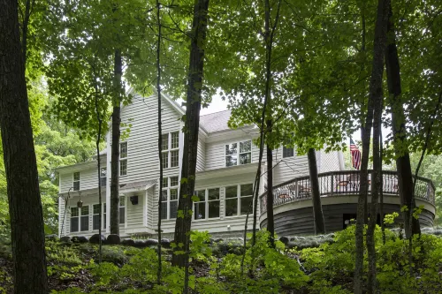 Hidden Serenity Bed and Breakfast