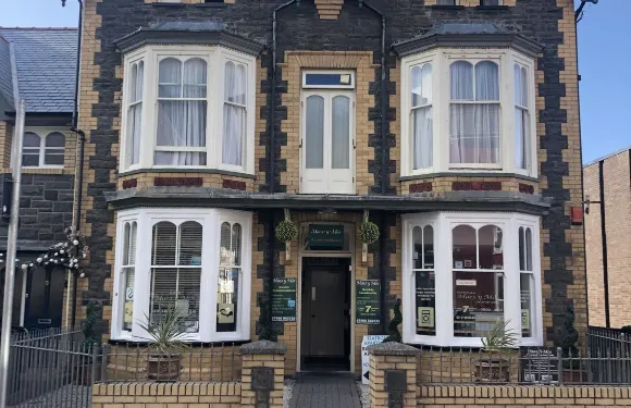 亞蘭穆爾海邊公寓酒店