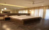 Solitaire Hotel Hotels in East Delhi