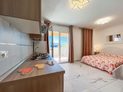Appartamenti Saturno Hotel in zona Sviluppo Commerciale S.N.C. di Dal Mas Gabriele &C.