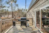 NEW! Relax&Play: HotTub/FirePit/Game Room Paradise