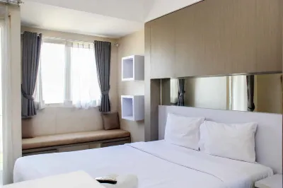 Homey and Tidy Studio at the Oasis Apartment Hotell i Sukaresmi
