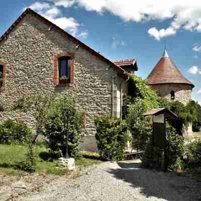 Domaine de Vareilles Hotel Exterior