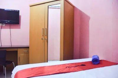 RedDoorz at Pettarani Square Makassar Các khách sạn ở Panakkukang