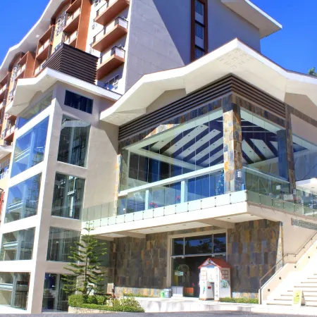 Newtown Plaza Hotel