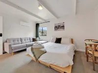 Bright Velo Hotels in Bright