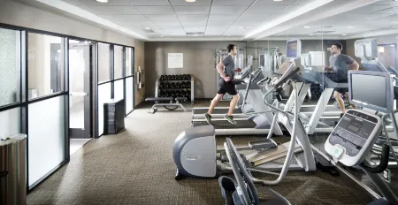 Holiday Inn Express & Suites Oklahoma City Dwtn - Bricktown