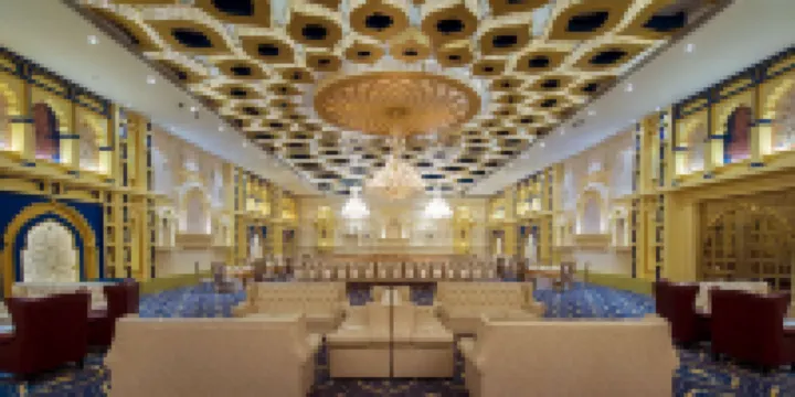 Radisson Blu Udaipur Palace Resort & Spa