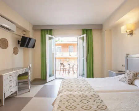 Hotel Playa Sol Hotels in Ses Cadenes