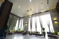 CATBA PARADISE HOTEL - SKY BAR & MASSAGE