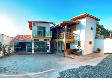 Guest House Mel & Mar Отели в г. Пенья