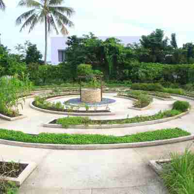 Kandaya Resort Hotel Exterior