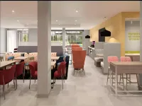 Home2 Suites by Hilton Ames - breakfast