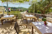 Pansion Srebreno Hotels in Mlini