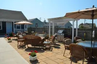 Beach Breeze Inn Hotel di Falmouth