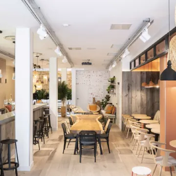 Central Hostel Bordeaux Centre Отели в г. Бордо