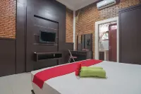 RedDoorz Plus Near Cambridge City Square 2