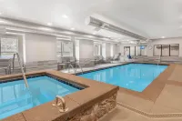 Microtel Inn & Suites by Wyndham Georgetown Lake Hotels in Georgetown