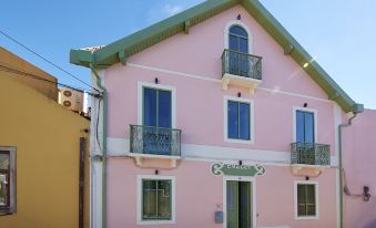 Sintra Green Chalet Bed & Breakfast - Housity