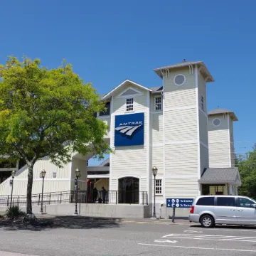 James Pharmacy Bed and Breakfast