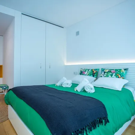 Acqua House by Rent4All