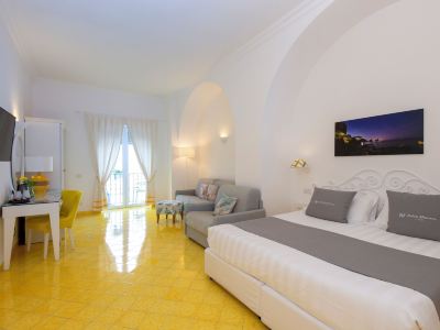 Relais Maresca Luxury Small Hotel & Terrace Restaurant
