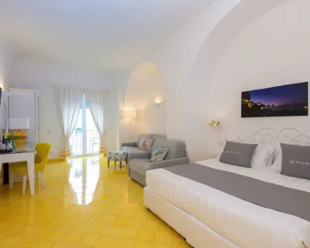 Relais Maresca Luxury Small Hotel & Terrace Restaurant Hotels in Capri Town