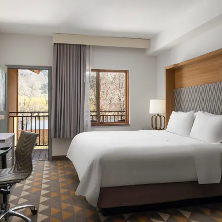 Holiday Inn STEAMBOAT SPRINGS by IHG