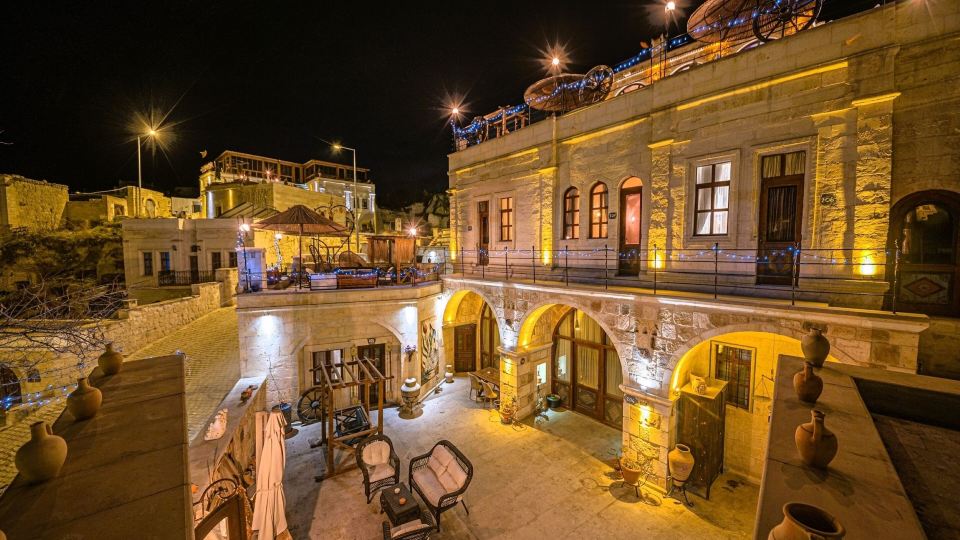 Capp Royal Cave Hotel