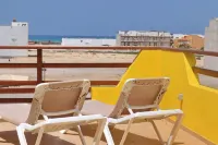 The Yellow Flat - Sea View - 3 stelle