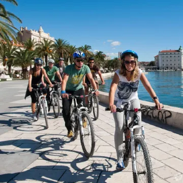 Chillax Rooms Отели рядом с достопримечательностью «Splitlicious»