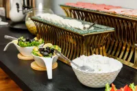 Address Inn Hotel - Homestays