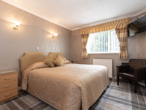 The Hill Hotel