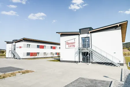 Hotel Smart LIV'IN Отели в г. Санкт-Пельтен