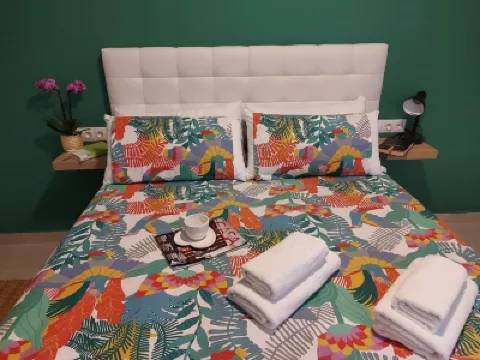 Bnbook Medea Apartments 2 Hoteles cerca de Calzedonia