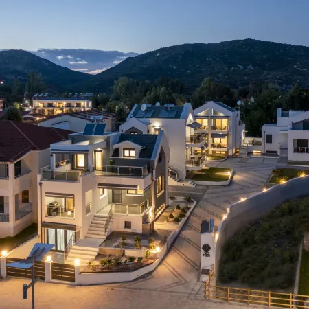 The Black Pearl Villas Hotels in Sithonia