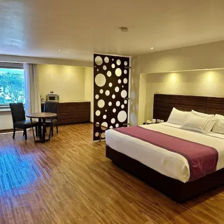 Hotel Mirage - Centro Histórico de Querétaro