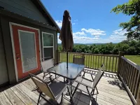 Family Style Tiny Home with Fantastic River Views