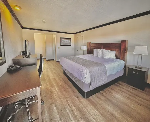 Discovery Inn Hotels in Midvale