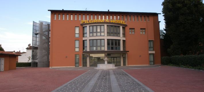 HC Hotel Cremona Pilgrim's Hotels in Cremona
