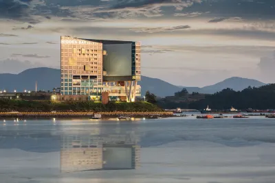 Hidden Bay Hotel Hotels in 