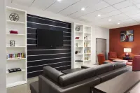 Country Inn & Suites by Radisson, Lackland AFB (San Antonio), TX - parking