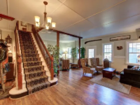 Blackbeard's Lodge Hotels in Ocracoke