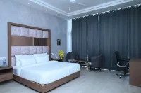 SPT Clarks Inn Suite Mandi Hotels near Baglamukhi Temple