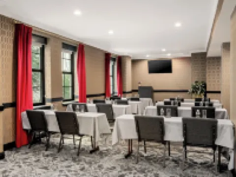 The Admiral, Downtown Historic District Hotels in Mobile