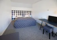 Tylstrup Kro og Motel Hotels in Bronderslev