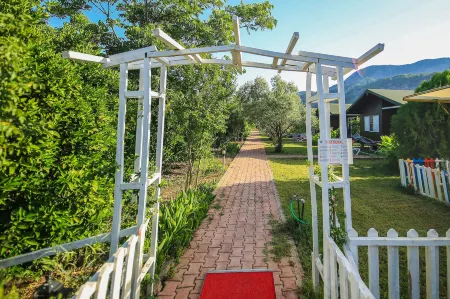 Cirali Zakkum Bungalow Отели рядом с достопримечательностью «Фаселис»