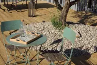 Maison Basta Hotels in Saint-Lon-les-Mines